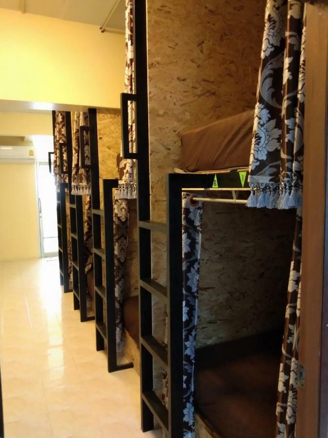 Ruan Ben Ja Don Mueang,Bangkok Hostel Ngoại thất bức ảnh