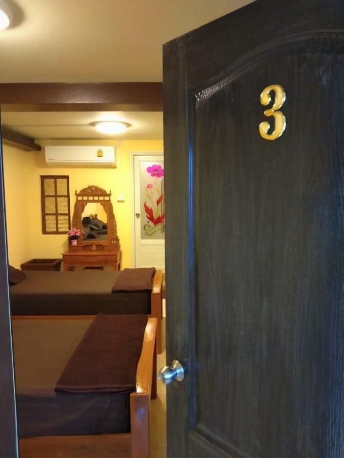 Ruan Ben Ja Don Mueang,Bangkok Hostel Ngoại thất bức ảnh