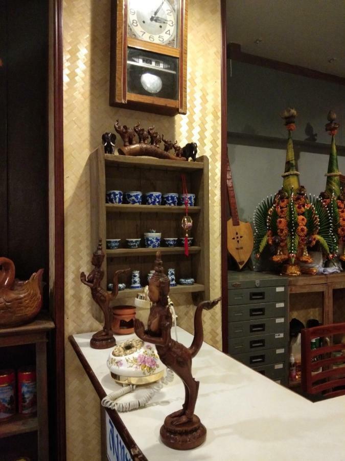 Ruan Ben Ja Don Mueang,Bangkok Hostel Ngoại thất bức ảnh