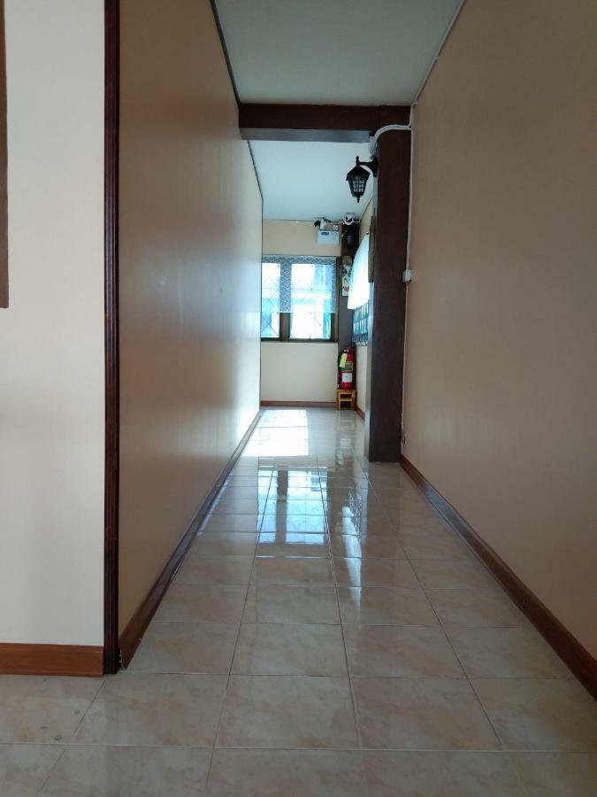 Ruan Ben Ja Don Mueang,Bangkok Hostel Ngoại thất bức ảnh