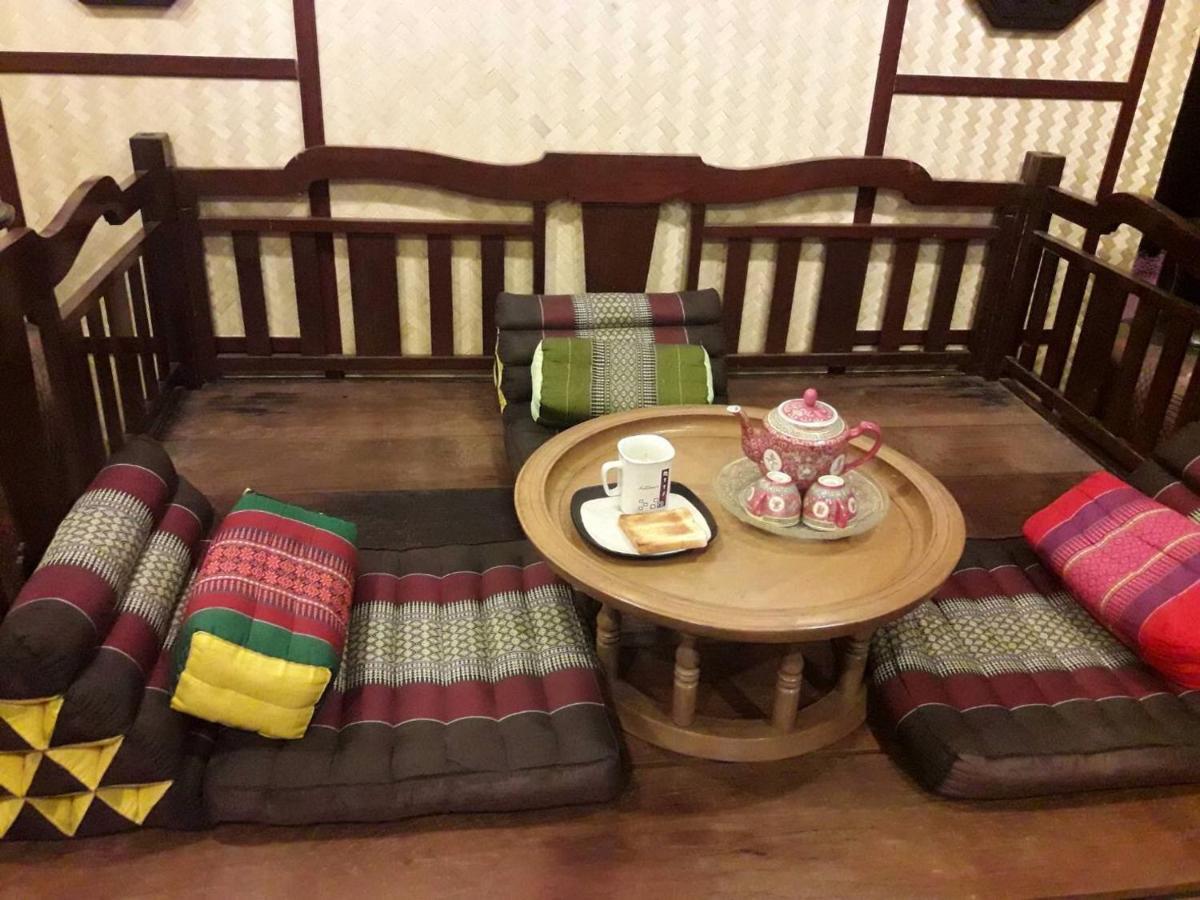Ruan Ben Ja Don Mueang,Bangkok Hostel Ngoại thất bức ảnh